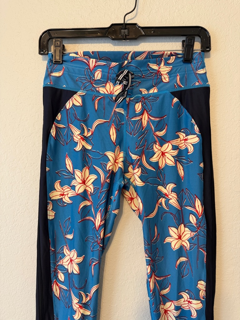 The Upside Floral Fairy Tale yoga pants - Picture 3 of 7